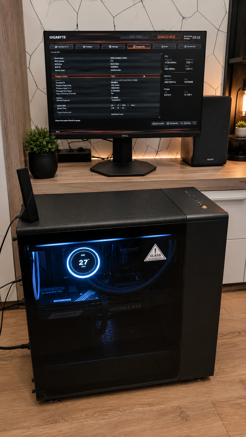 Sistem PC asamblat și pornit pentru verificare